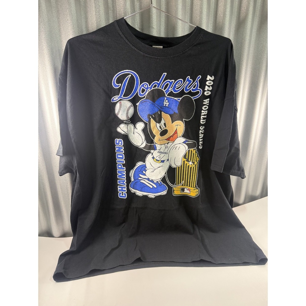 Los Angeles Dodgers MIckey Mouse World Seies Champions 2020 T-shirt 2XL Gildan